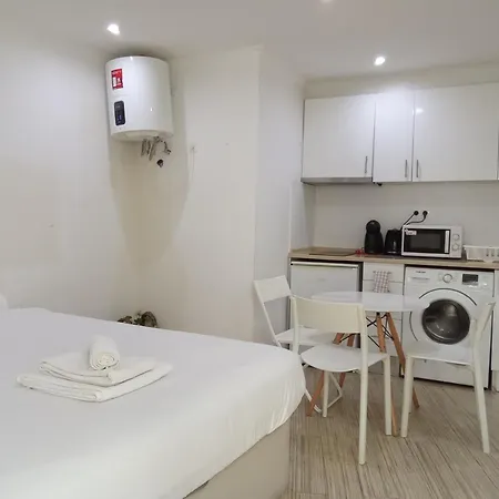Apartamento Tram 28 Starting Location - 15 *